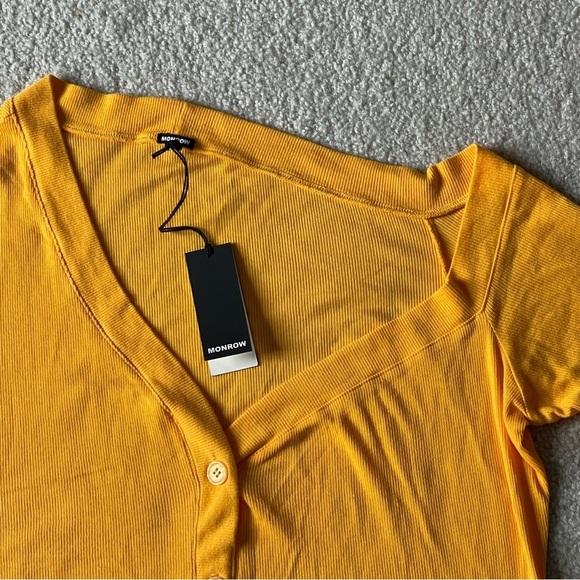 New! Monrow Marigold Rib Knit Off Shoulder Henley Top NWT - 35567 - Picture 3 of 12